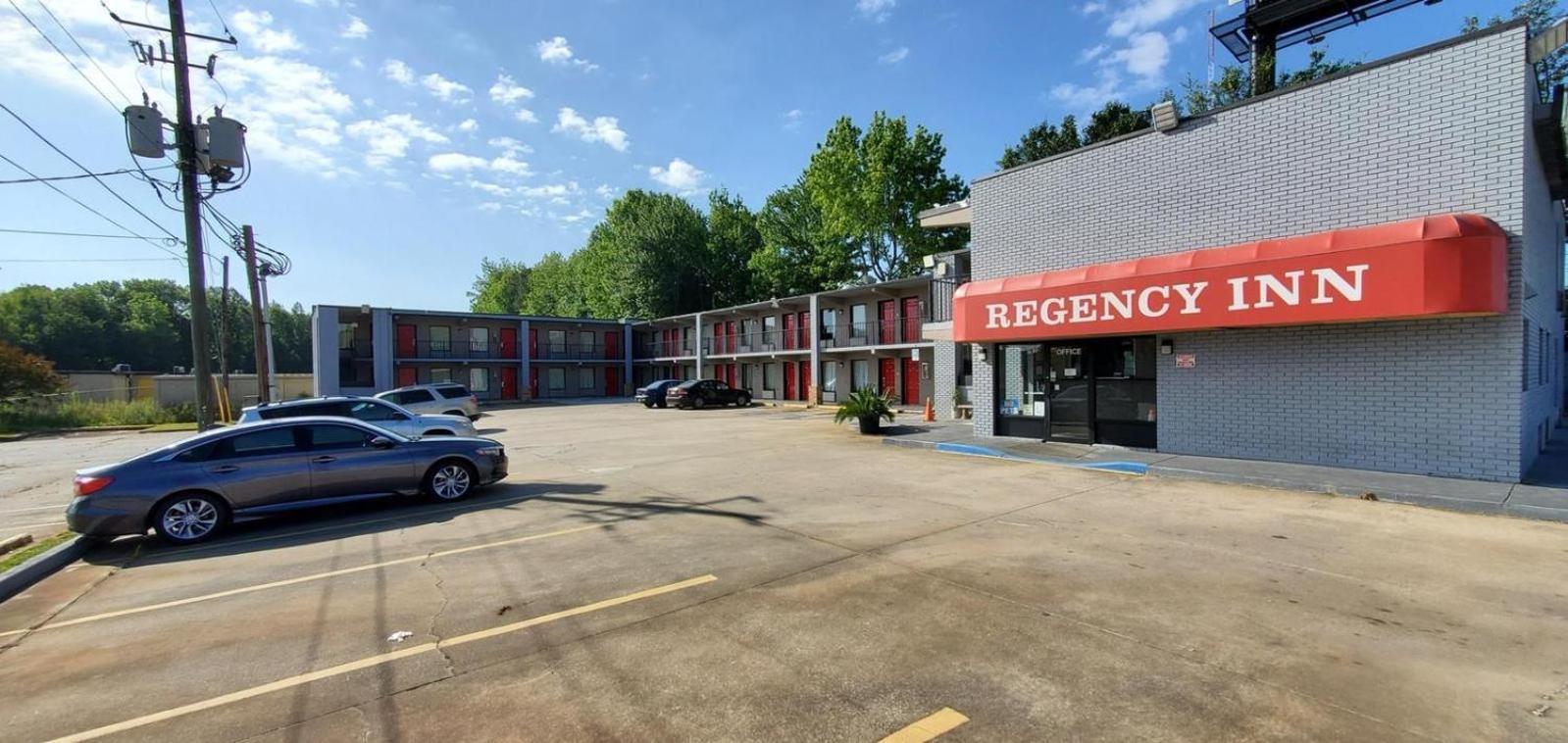 Regency Inn Riverdale Buitenkant foto