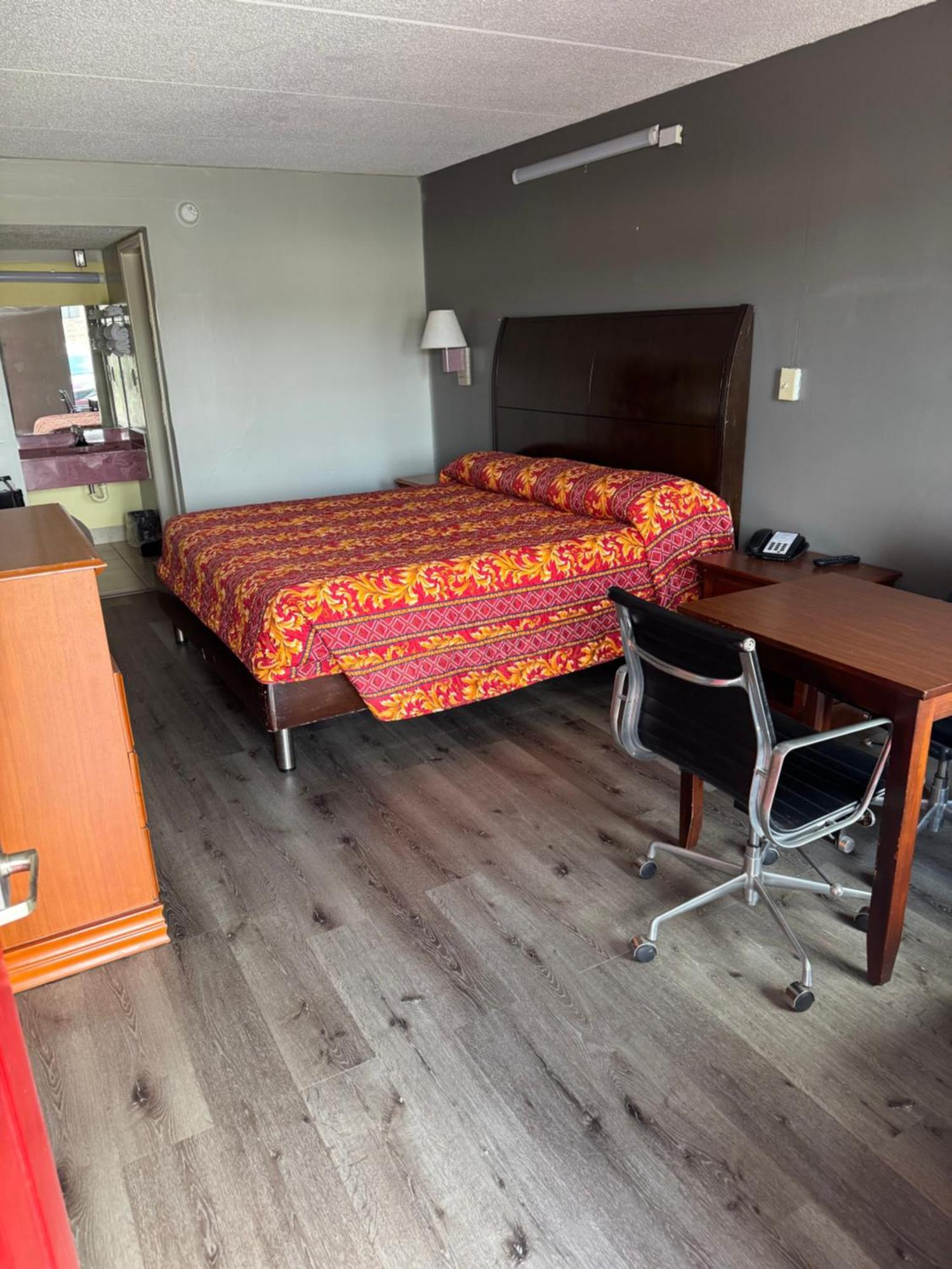 Regency Inn Riverdale Buitenkant foto